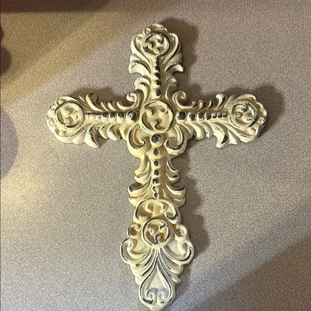 Ornate Wall Cross Decor